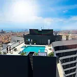 Modern 2 Bed Apartment 23 Floor Urban Sky