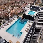 Modern 2 Bed Apartment 23 Floor Urban Sky